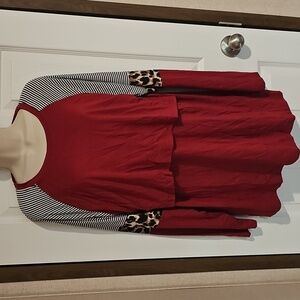 SMALLSHOW Size XL Long Sleeve Nursing Top with Striped and Leopard Accents New